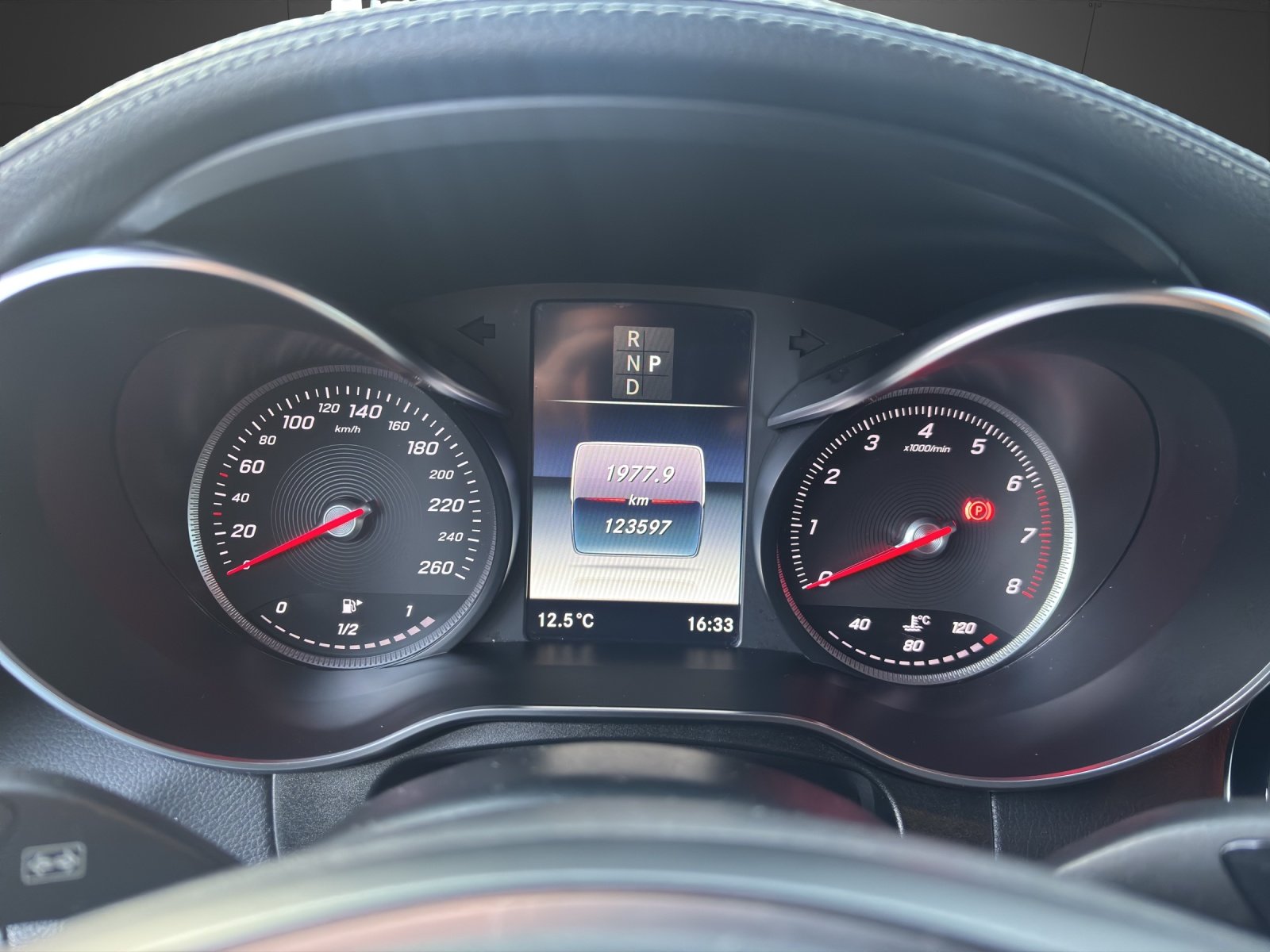 MERCEDES-BENZ GLC 250 AMG Line 4Matic 9G-Tronic, Essence, Occasion / Utilisé, Automatique - 6