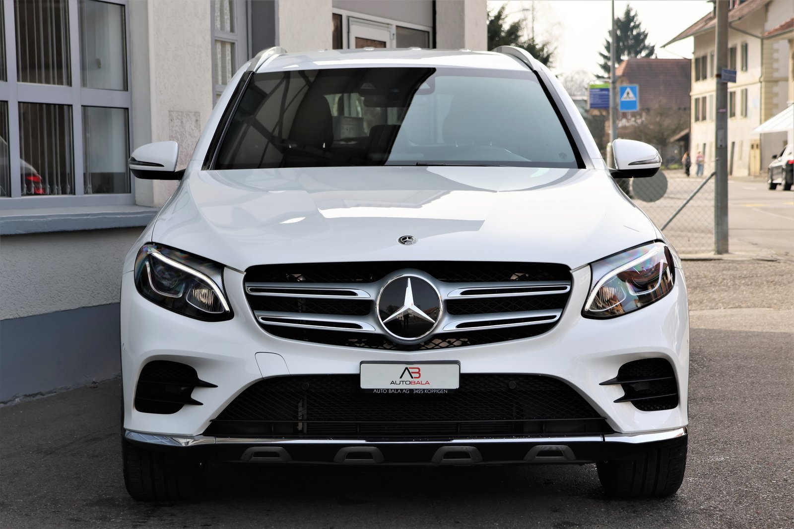 MERCEDES-BENZ GLC 250 d AMG Line 4Matic 9G-Tronic, Diesel, Second hand / Used, Automatic - 2