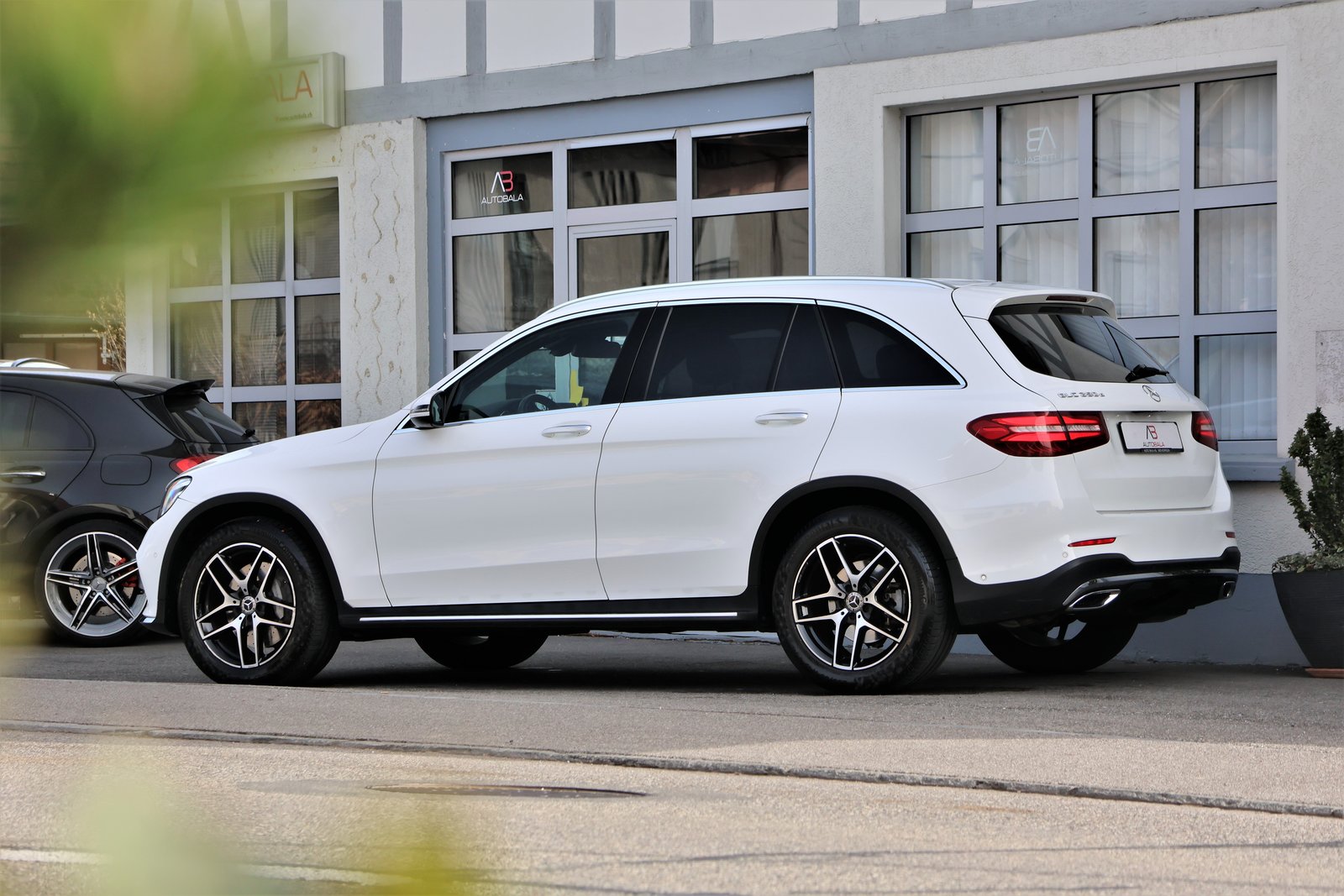 MERCEDES-BENZ GLC 250 d AMG Line 4Matic 9G-Tronic, Diesel, Second hand / Used, Automatic - 5