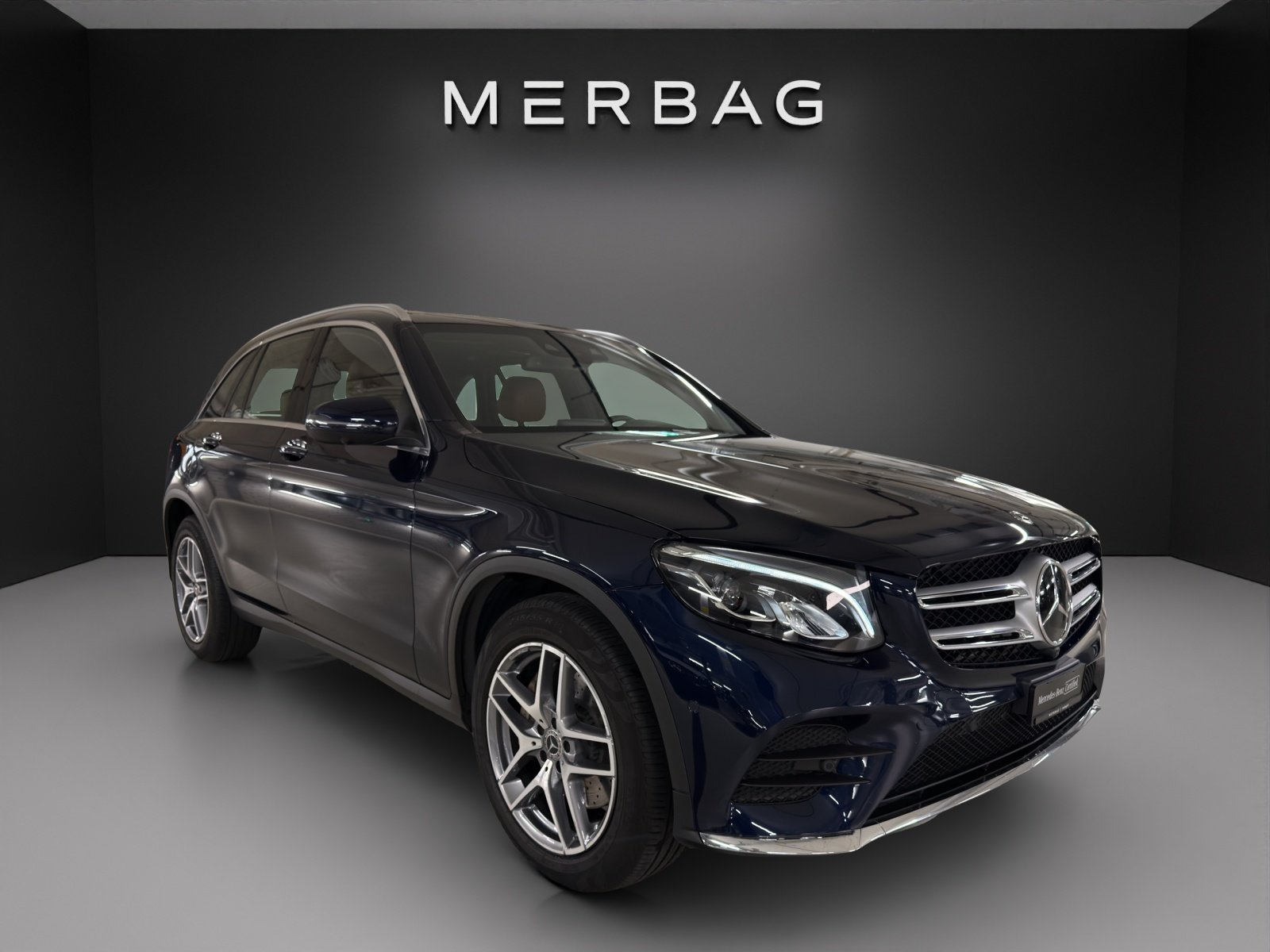 MERCEDES-BENZ GLC 250 AMG Line 4Matic 9G-Tronic