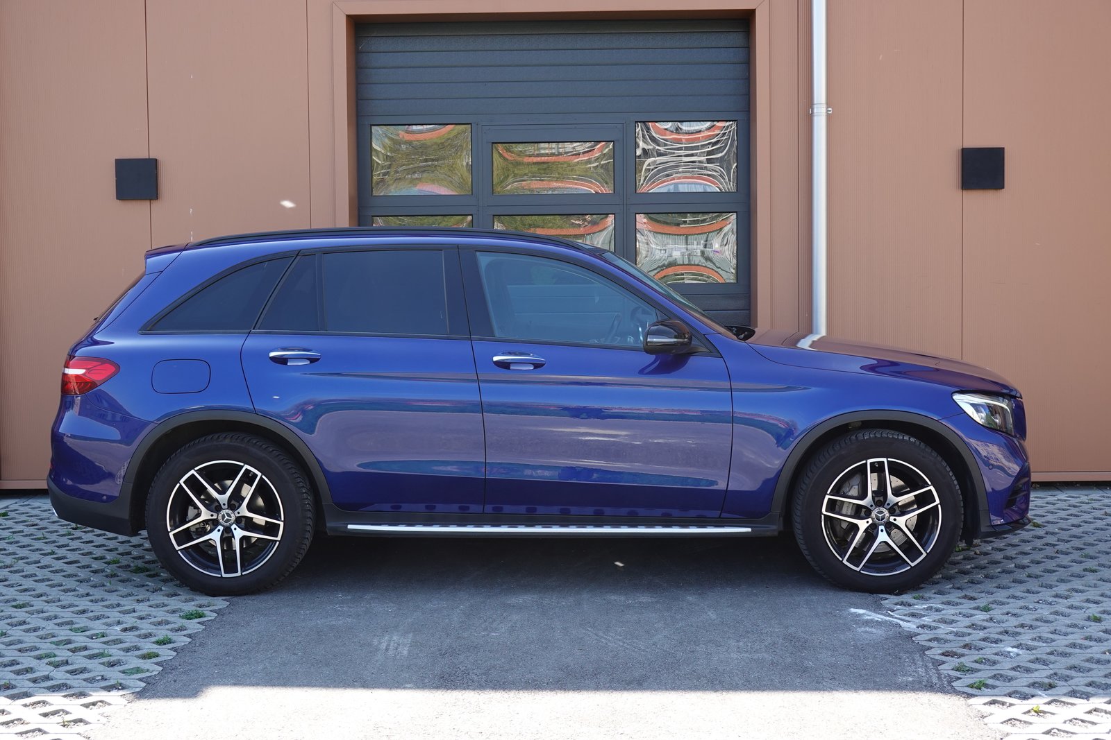 MERCEDES-BENZ GLC 250 d AMG Line 4Matic - * Tempomat * Sièg, Diesel, Occasion / Gebraucht, Automatik - 4