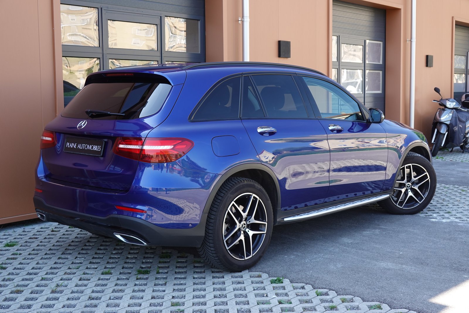 MERCEDES-BENZ GLC 250 d AMG Line 4Matic - * Tempomat * Sièg, Diesel, Occasion / Gebraucht, Automatik - 6