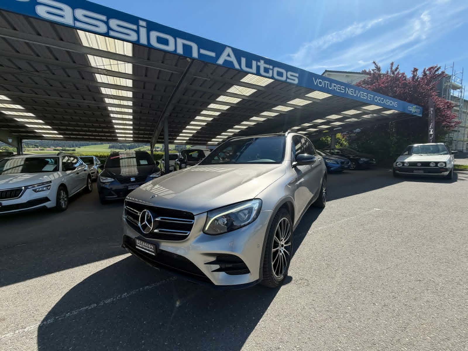 MERCEDES-BENZ GLC 250 AMG Line 4Matic 9G-Tronic