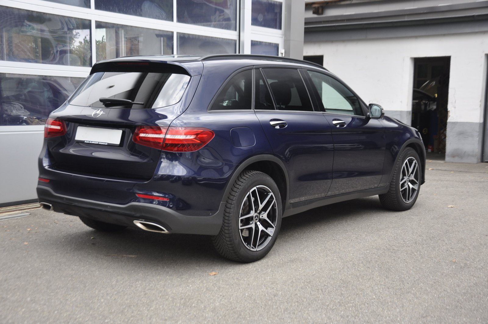 MERCEDES-BENZ GLC 250 Runout Edition 4Matic 9G-Tronic, Benzin, Occasion / Gebraucht, Automatik - 3
