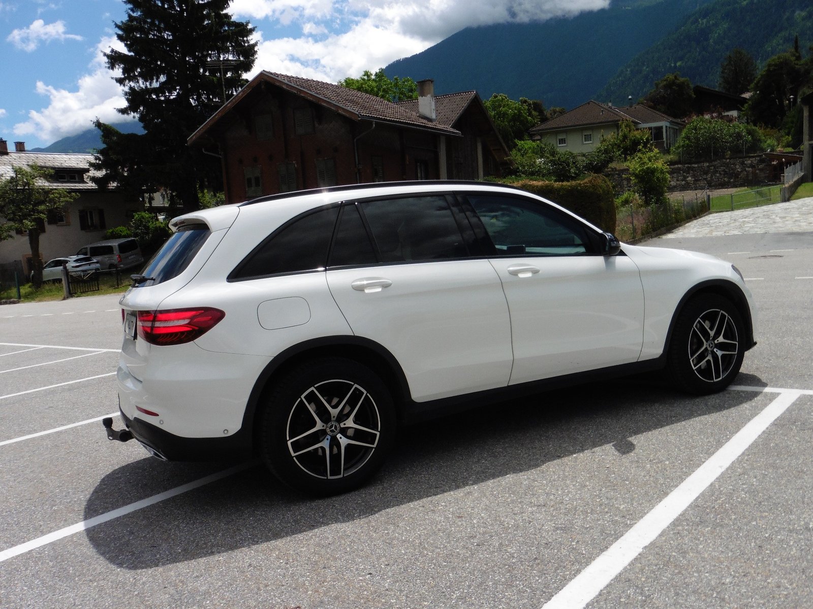 MERCEDES-BENZ GLC 250 d AMG Line 4Matic 9G-Tronic, Diesel, Occasion / Gebraucht, Automatik - 6