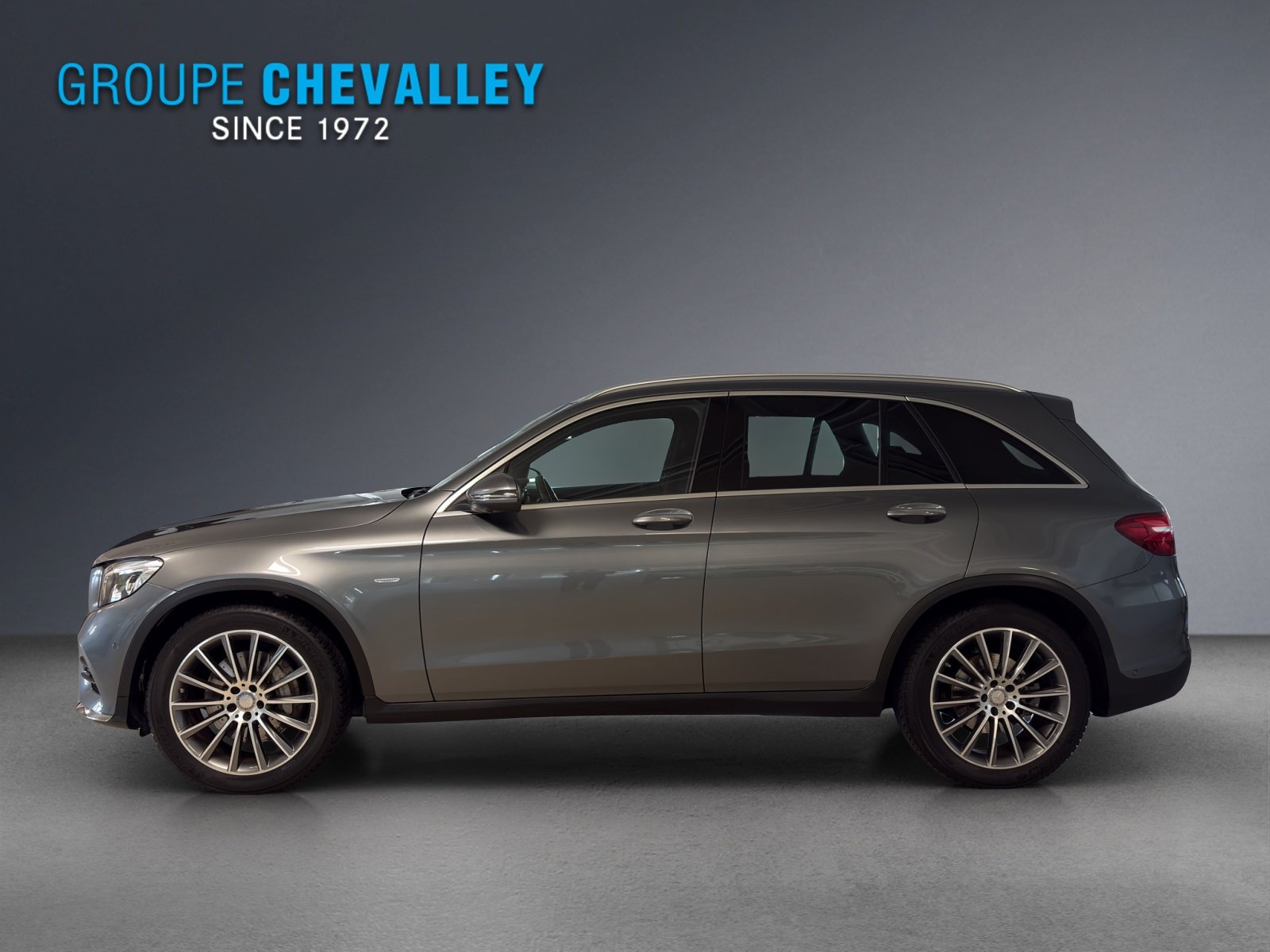 MERCEDES-BENZ GLC 250 AMG Line 4Matic, Petrol, Second hand / Used, Automatic - 3