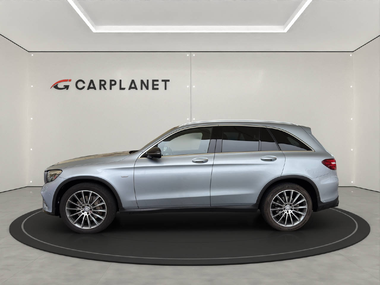 MERCEDES-BENZ GLC 250 d AMG-Line 4x4, Diesel, Second hand / Used, Automatic - 3