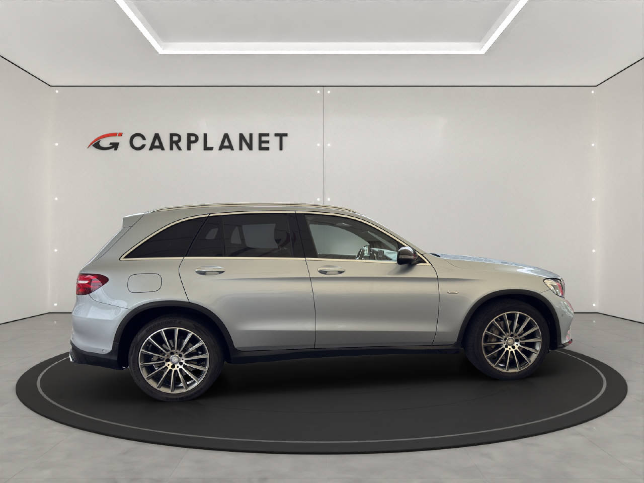 MERCEDES-BENZ GLC 250 d AMG-Line 4x4, Diesel, Second hand / Used, Automatic - 4