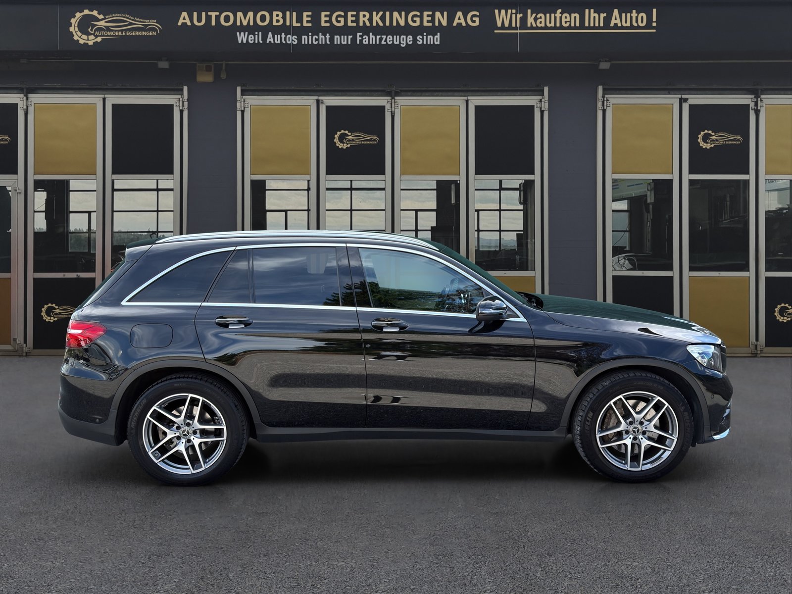 MERCEDES-BENZ GLC 250 AMG Line 4m, Essence, Occasion / Utilisé, Automatique - 4