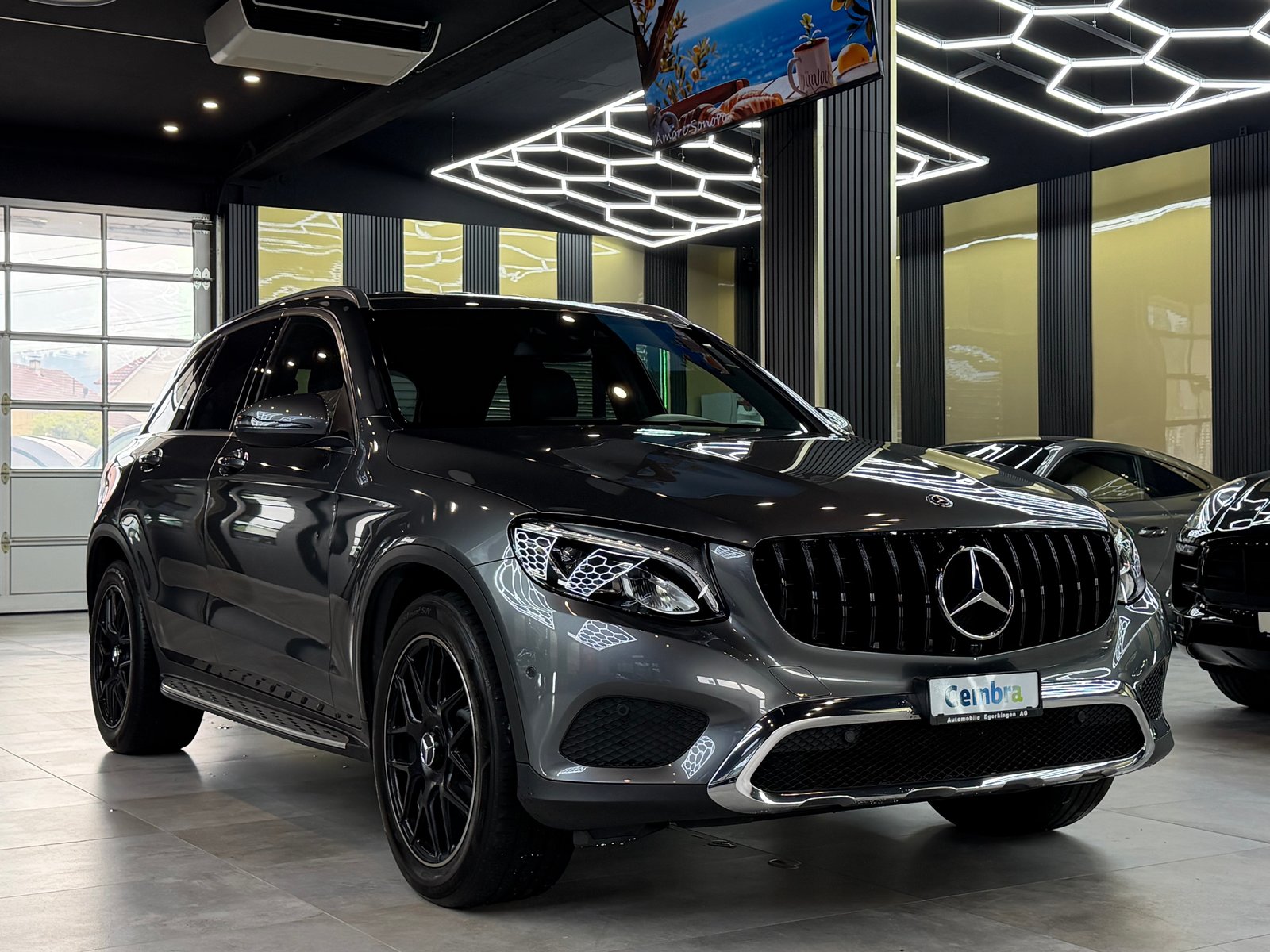 MERCEDES-BENZ GLC 250 d Exclusive 4Matic 9G-Tronic, Diesel, Second hand / Used, Automatic - 3