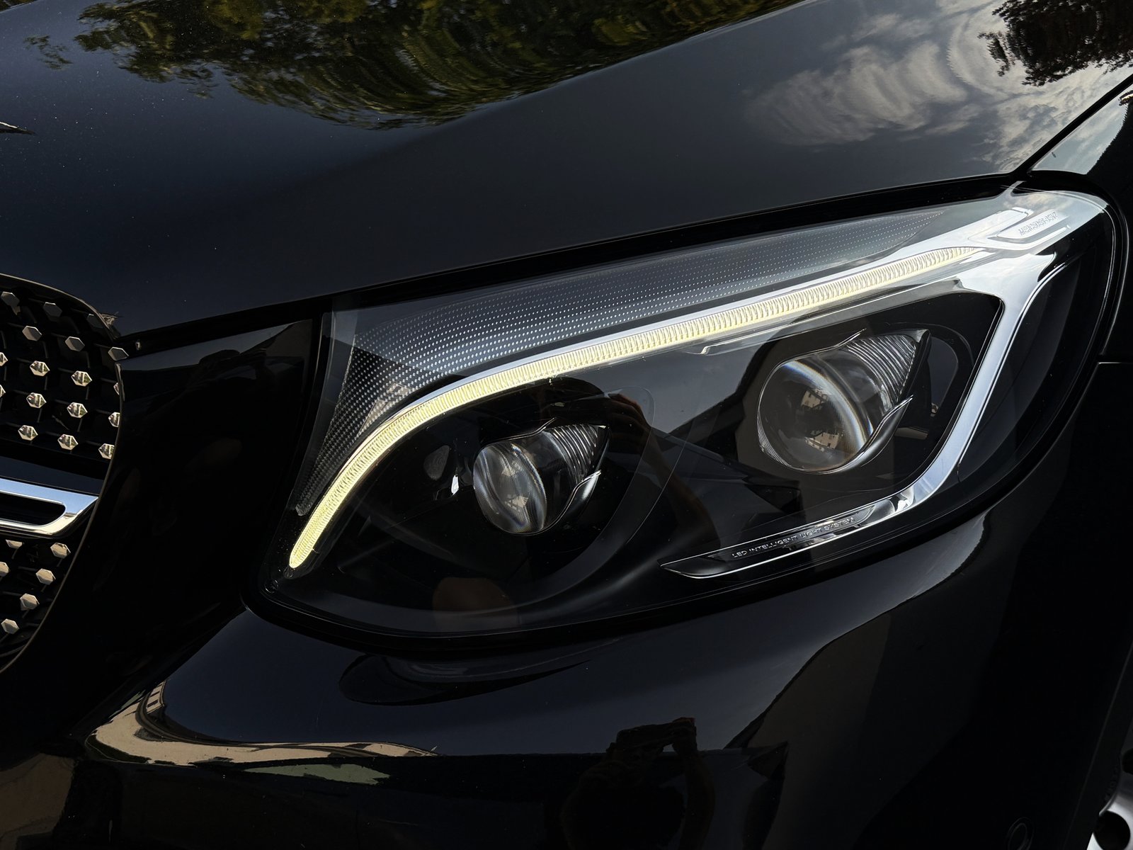 MERCEDES-BENZ Coupé 250 AMG Line 4Matic 9G-Tronic, Benzin, Occasion / Gebraucht, Automatik - 4