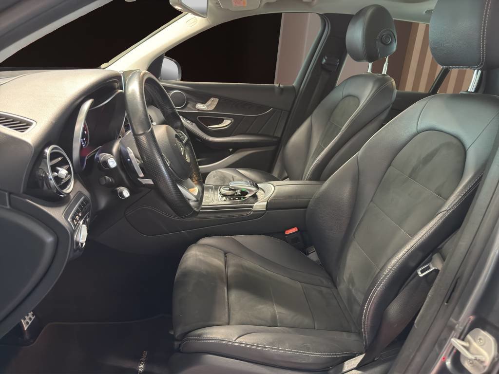 MERCEDES-BENZ GLC 250 AMG Line 4Matic 9G-Tronic, Benzin, Occasion / Gebraucht, Automatik - 7
