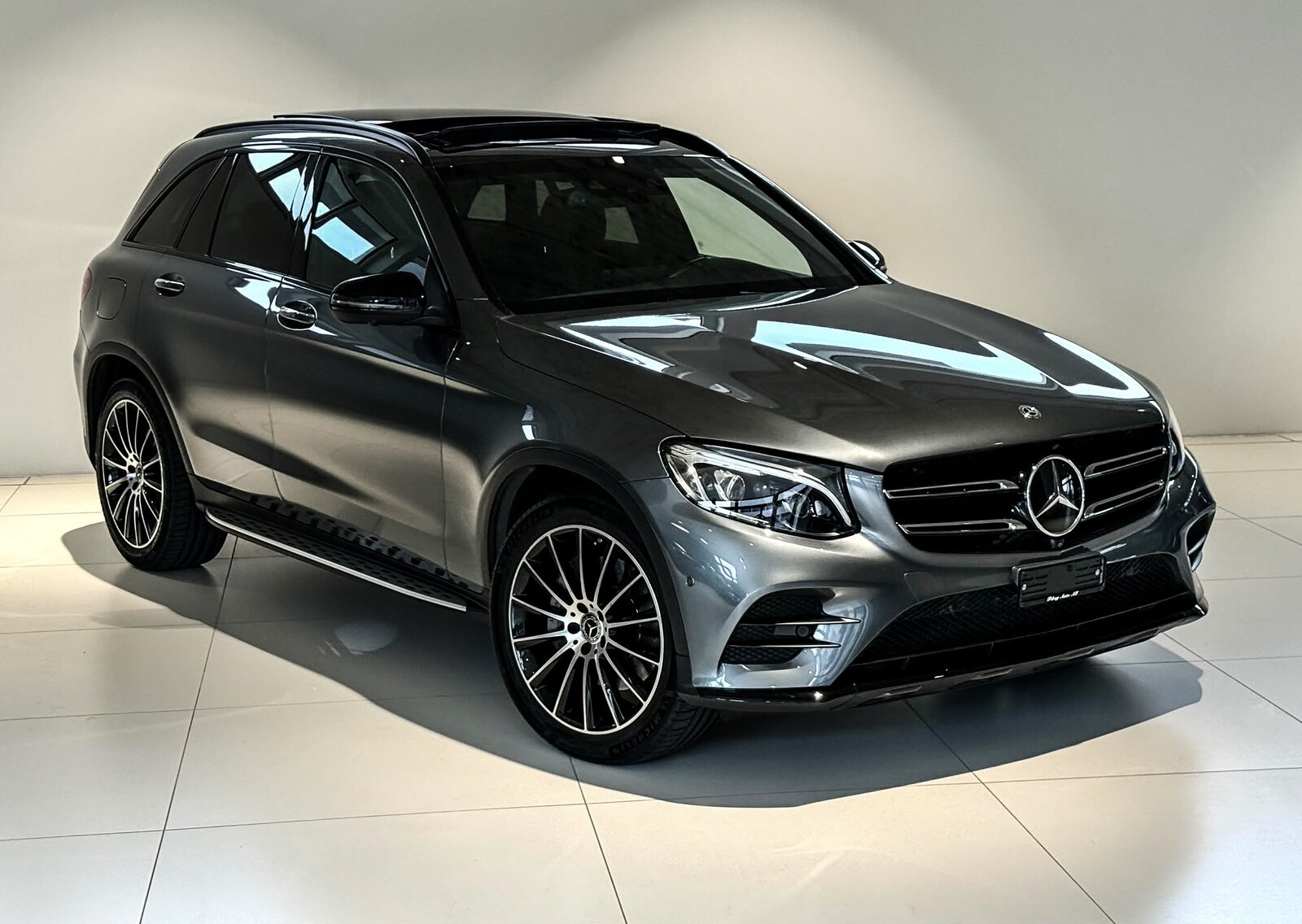 MERCEDES-BENZ GLC 250 d AMG Line 4Matic 9G-Tronic / CH-Fahrzeug / Panoram