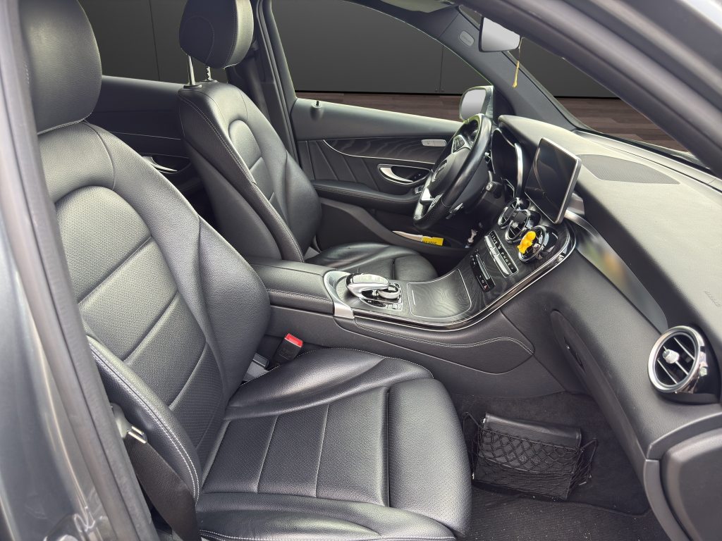 MERCEDES-BENZ GLC 250 GLC 250 d AMG Line 4m, Diesel, Second hand / Used, Automatic - 4