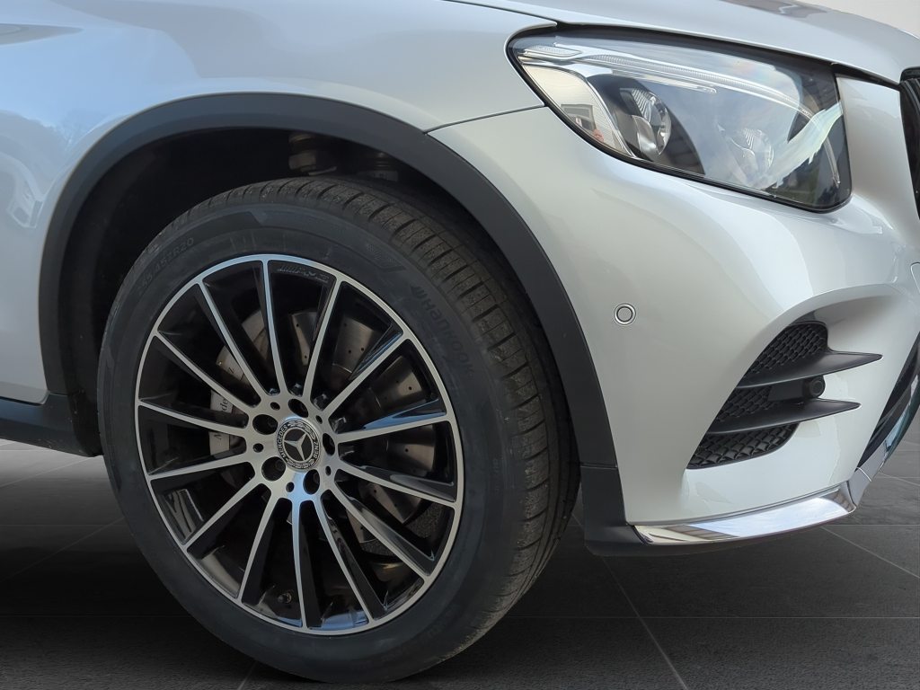 MERCEDES-BENZ GLC 250 GLC 300 AMG Line 4m, Essence, Occasion / Utilisé, Automatique - 5