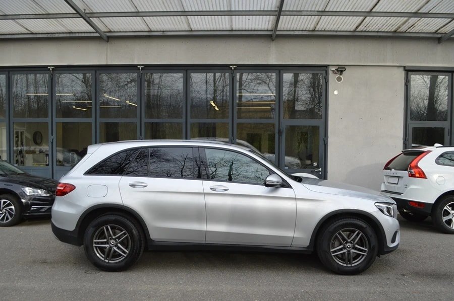 MERCEDES-BENZ GLC 250 4Matic 9G-Tronic, Benzin, Occasion / Gebraucht, Automat - 4