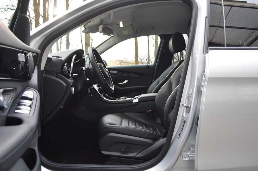 MERCEDES-BENZ GLC 250 4Matic 9G-Tronic, Benzin, Occasion / Gebraucht, Automat - 6