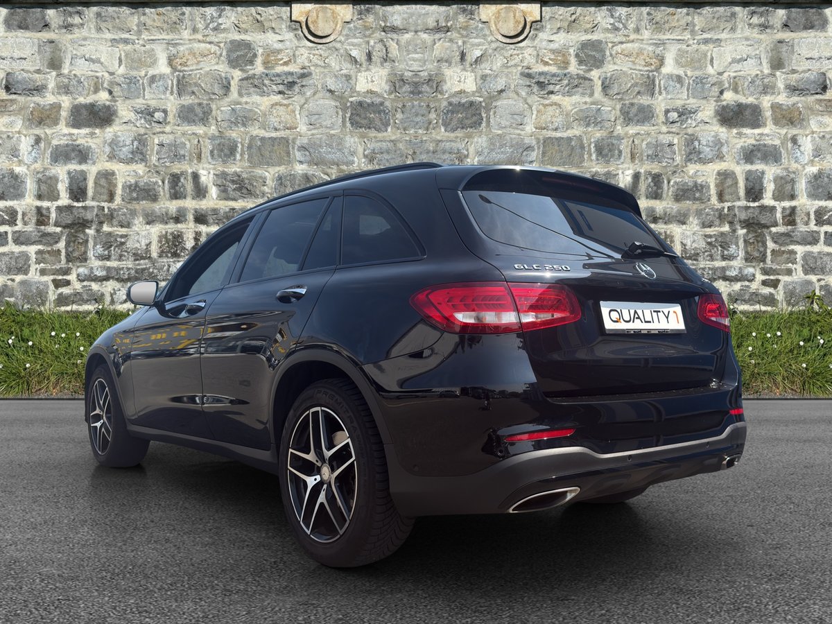 MERCEDES-BENZ GLC 250 Exclusive 4Matic 9G-Tronic, Petrol, Second hand / Used, Automatic - 4