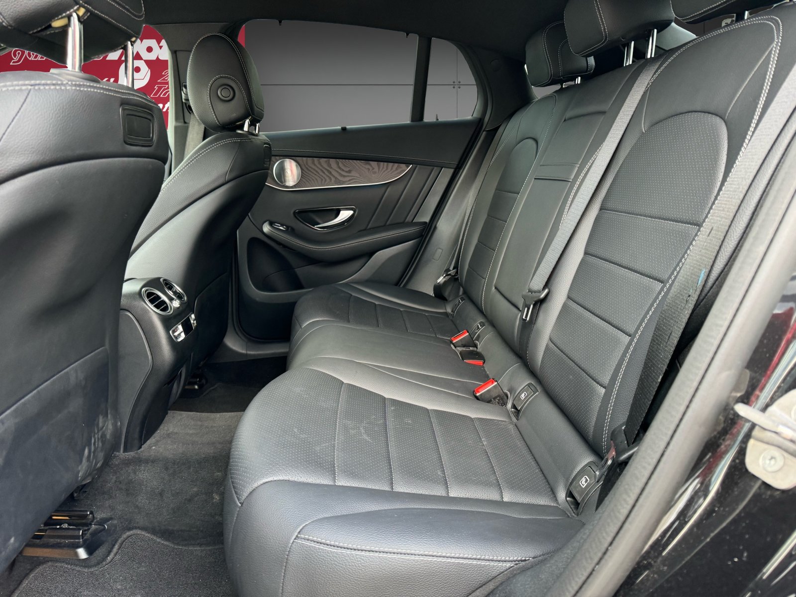 MERCEDES-BENZ GLC 300 Coupé AMG Line 4Matic 9G-Tronic, Benzin, Occasion / Gebraucht, Automat - 6