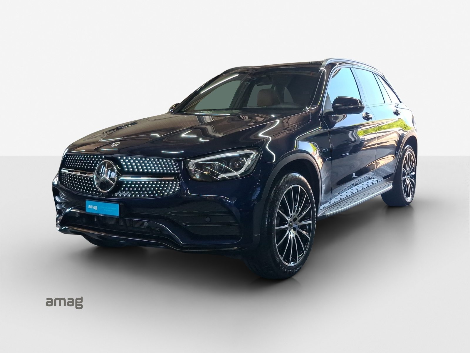 MERCEDES-BENZ GLC 300 e AMG Line 4Matic