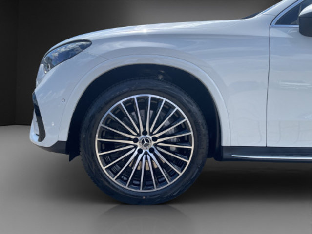 MERCEDES-BENZ GLC 300 de 4M 9G-Tronic, Plug-in-Hybrid Diesel/Elektro, Neuwagen, Automatik - 7