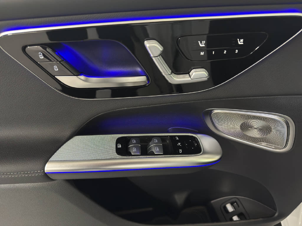 MERCEDES-BENZ GLC 300 e AMG Line 4Matic Coupé EQ Star, Hybride Rechargeable Essence/Électricité, Voiture nouvelle, Automatique - 6