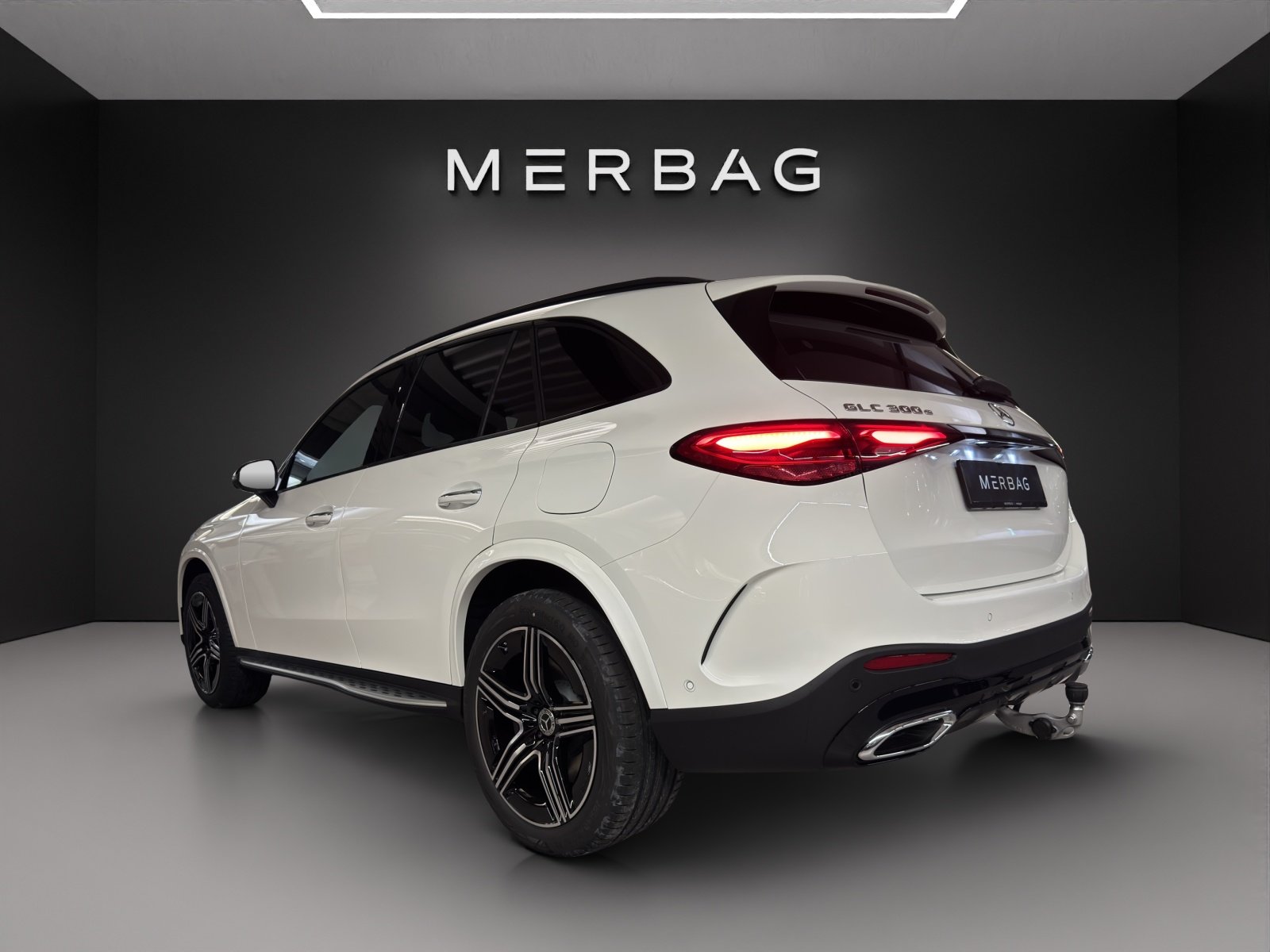 MERCEDES-BENZ GLC 300 e 4M EQ Star, Plug-in-Hybrid Benzina/Elettrica, Auto nuove, Automatico - 4