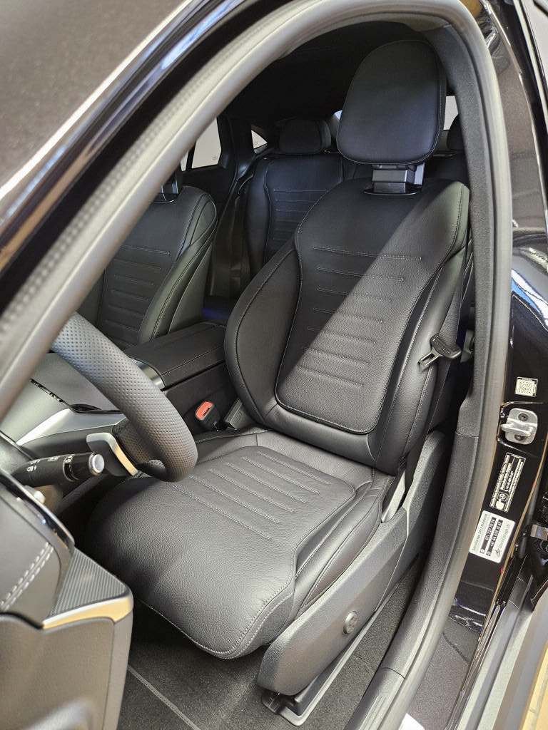 MERCEDES-BENZ GLC 300 4Matic AMG Line Coupé, Mild-Hybrid Petrol/Electric, New car, Automatic - 6