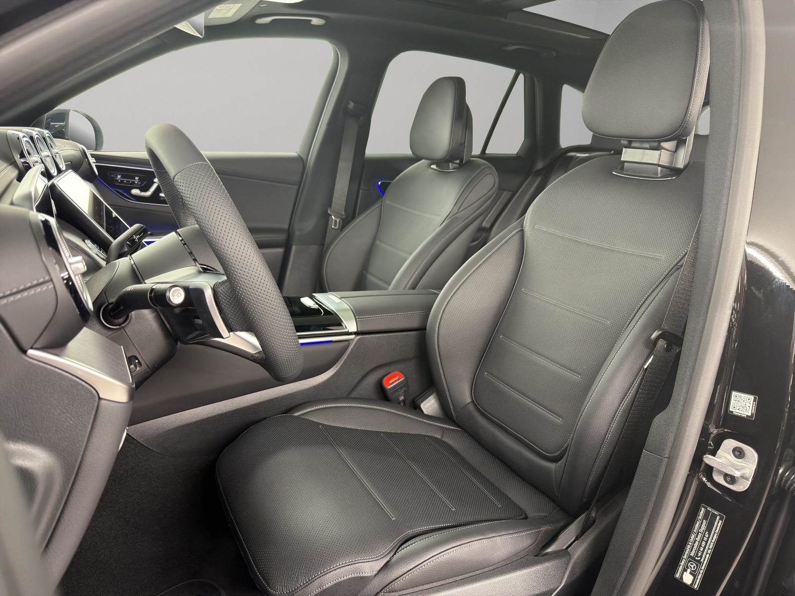 MERCEDES-BENZ GLC 300 d AMG Line 4matic, Mild-Hybrid Diesel/Electric, New car, Automatic - 7