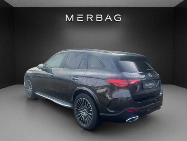 MERCEDES-BENZ GLC 300 de 4M EQ Star, Plug-in-Hybrid Diesel/Elettrica, Auto nuove, Automatico - 3