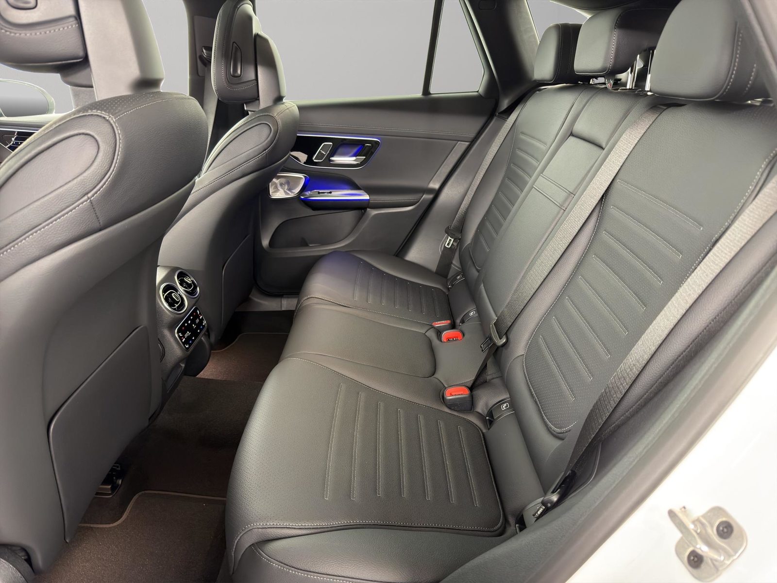 MERCEDES-BENZ GLC 300 AMG Line 4matic, Mild-Hybrid Benzin/Elektro, Neuwagen, Automatik - 7
