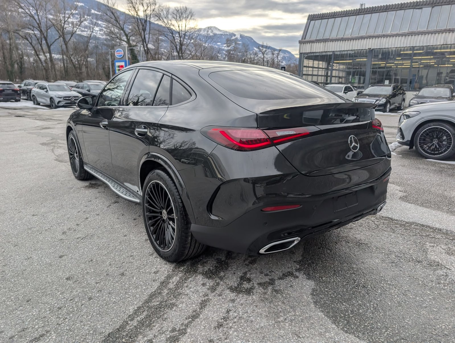MERCEDES-BENZ GLC Coupé 300 4Matic 9G-Tronic, Mild-Hybrid Benzin/Elektro, Neuwagen, Automatik - 3