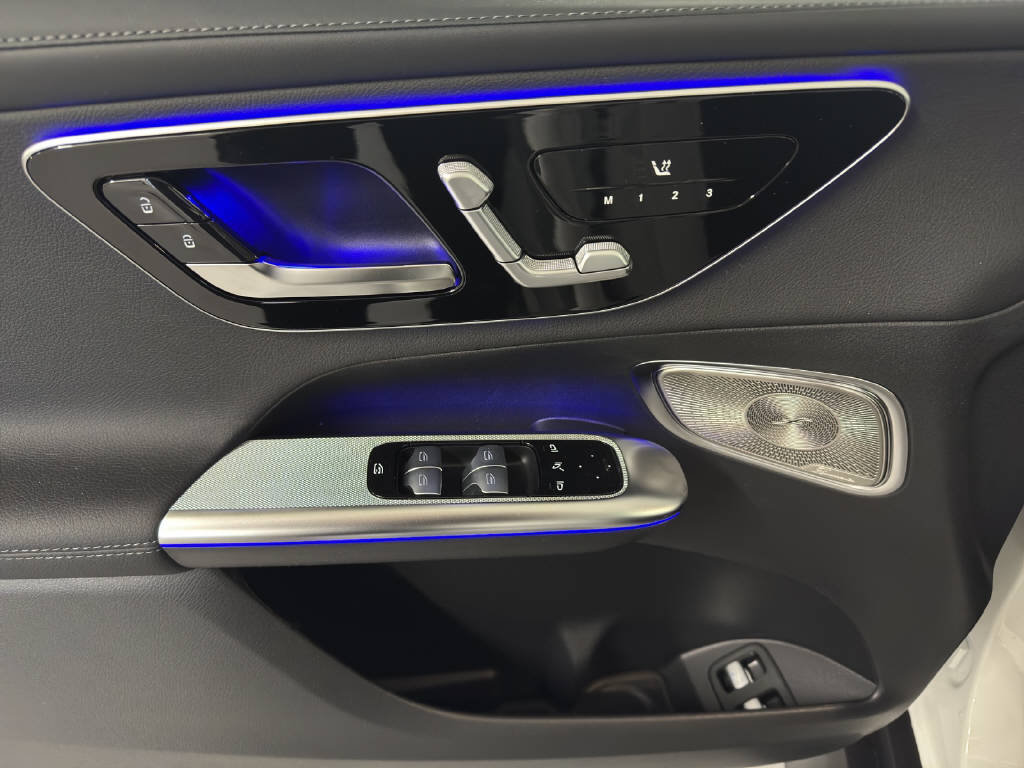 MERCEDES-BENZ GLC 300 e AMG Line 4Matic EQ Star, Hybride Rechargeable Essence/Électricité, Voiture nouvelle, Automatique - 6