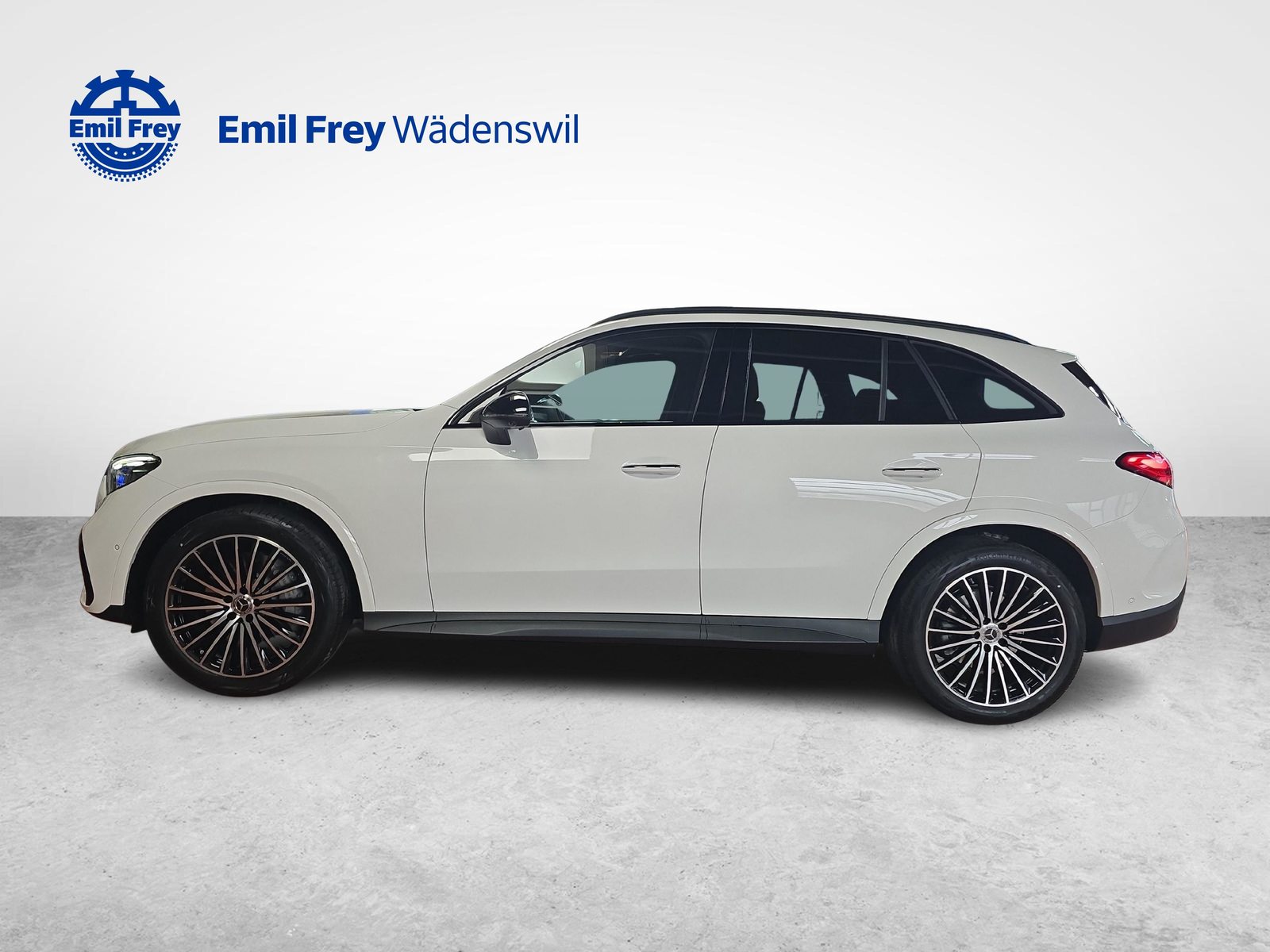 MERCEDES-BENZ GLC 300 4MATIC AMG Line, Mild-Hybrid Benzin/Elektro, Neuwagen, Automatik - 2