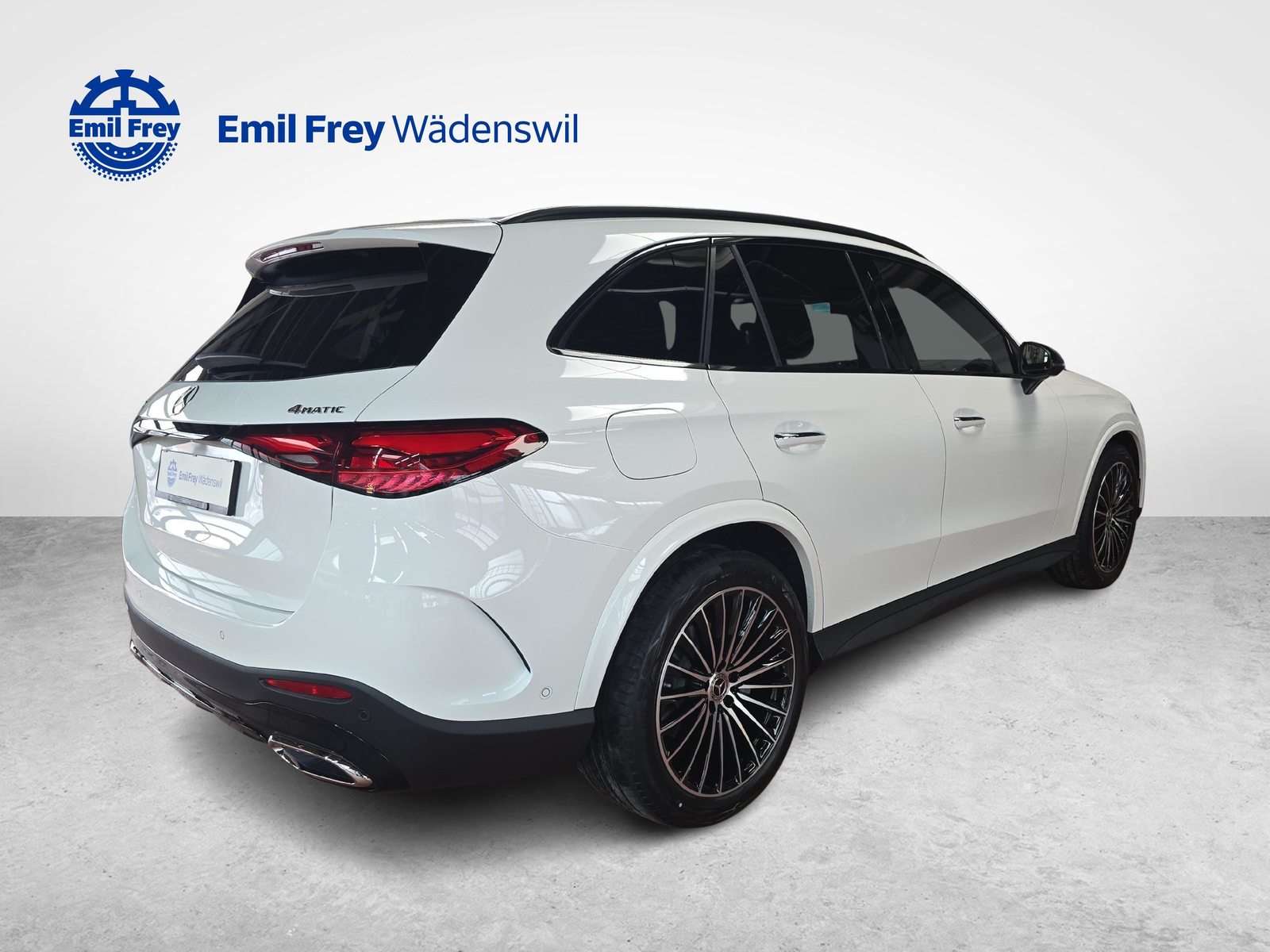 MERCEDES-BENZ GLC 300 4MATIC AMG Line, Mild-Hybrid Benzin/Elektro, Neuwagen, Automatik - 4