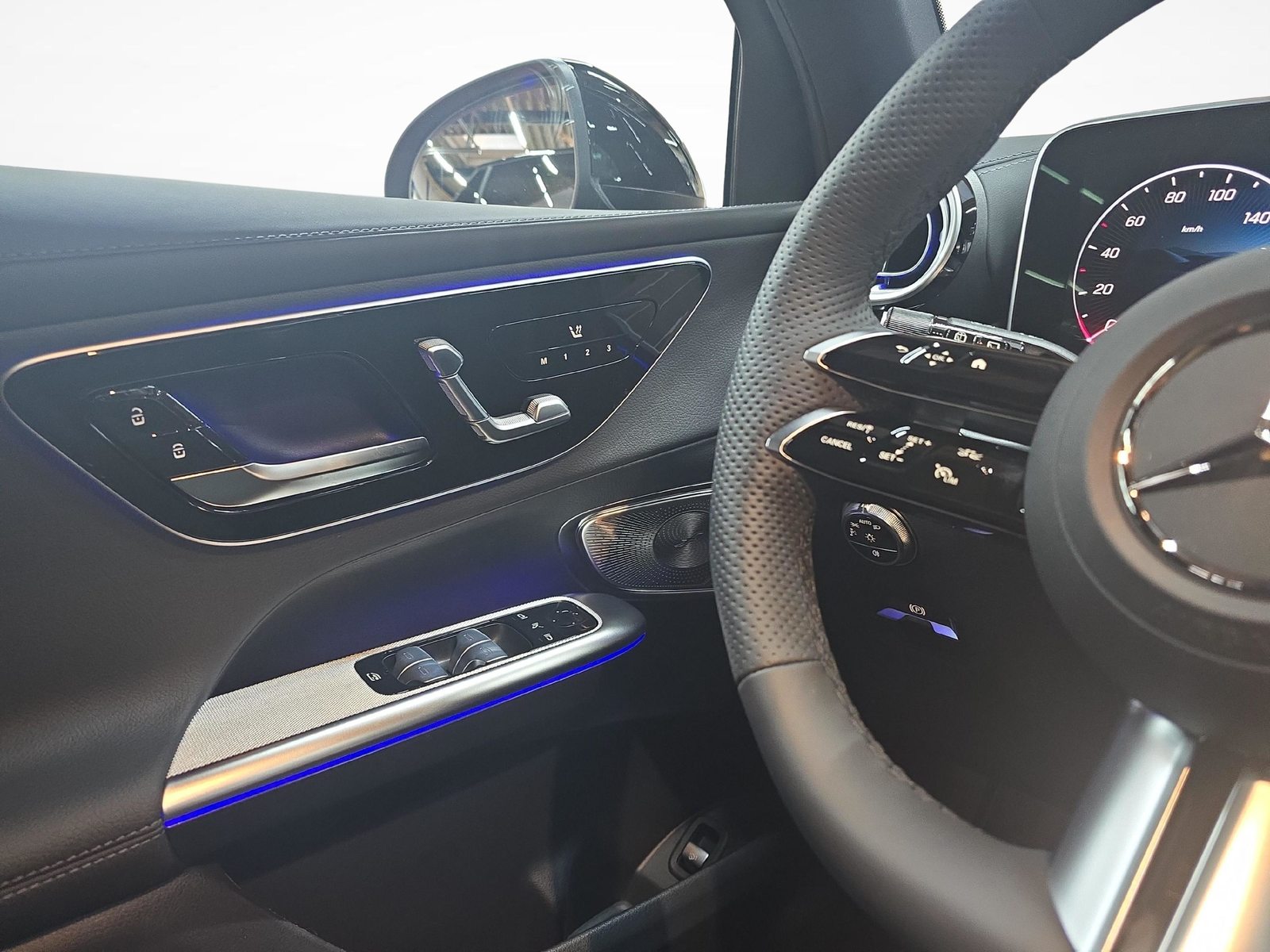 MERCEDES-BENZ GLC 300 AMG Line 4matic, Mild-Hybrid Petrol/Electric, New car, Automatic - 5