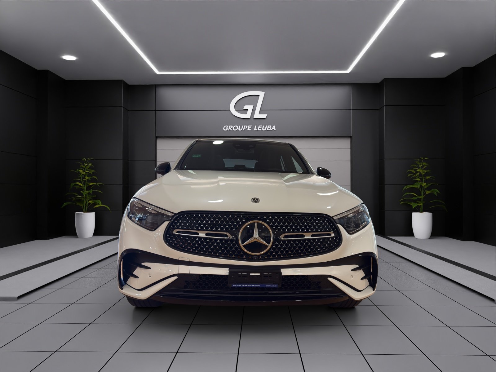 MERCEDES-BENZ GLC Coupé 300 e 4Matic 9G-Tronic, Plug-in-Hybrid Benzina/Elettrica, Auto nuove, Automatico - 2