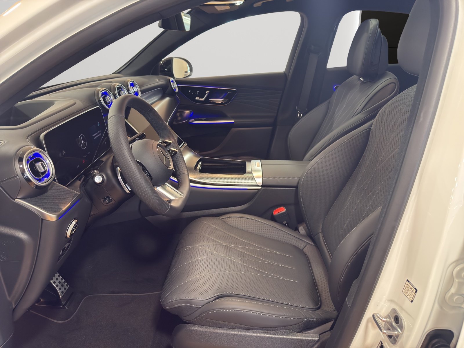 MERCEDES-BENZ GLC Coupé 300 e 4Matic 9G-Tronic, Plug-in-Hybrid Benzina/Elettrica, Auto nuove, Automatico - 5