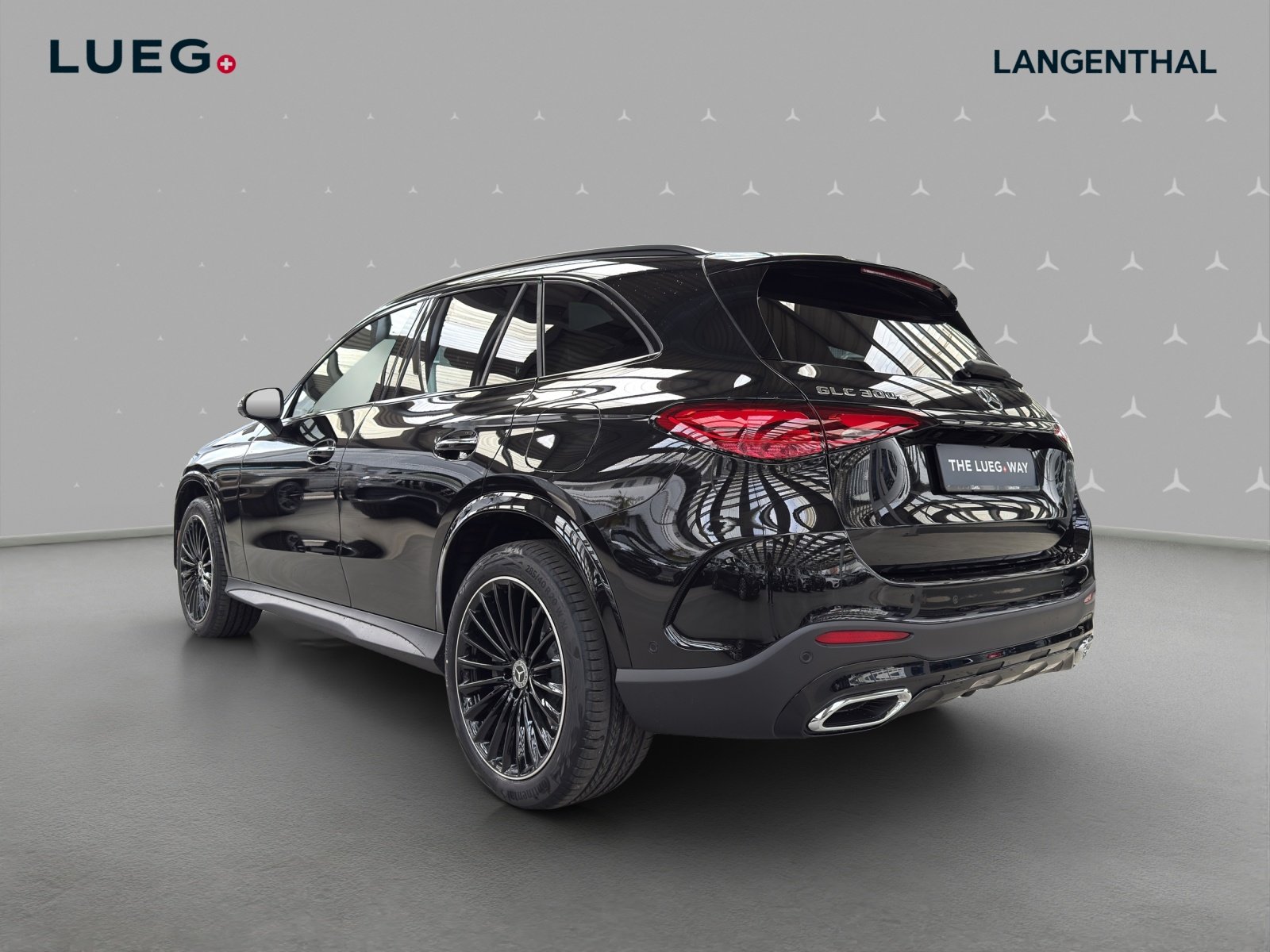 MERCEDES-BENZ GLC 300 e 4Matic EQ Star 9G-Tronic, Plug-in-Hybrid Benzina/Elettrica, Auto nuove, Automatico - 3
