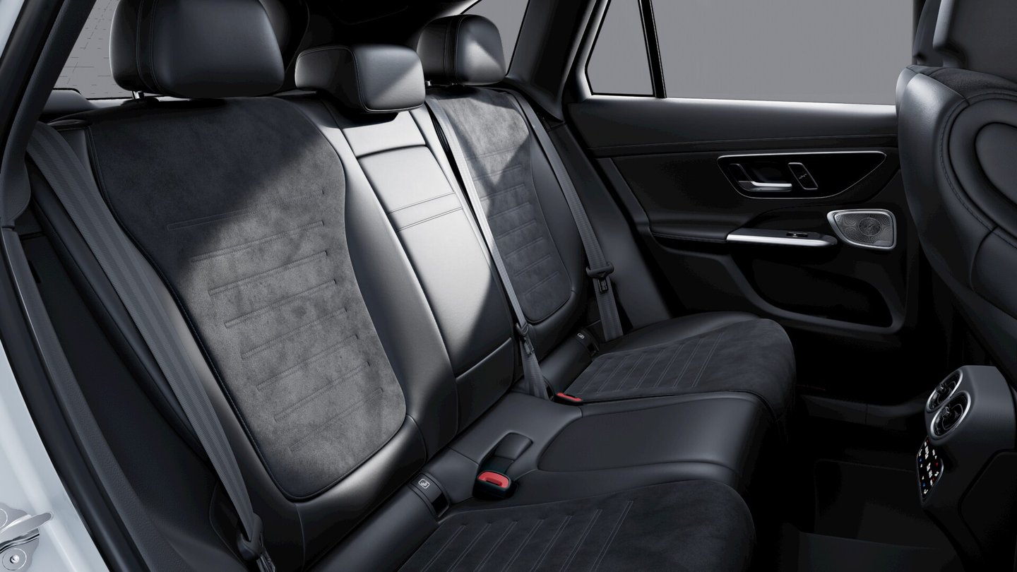 MERCEDES-BENZ GLC 300 e EQ Star AMG Line 4MATIC, Plug-in-Hybrid Petrol/Electric, New car, Automatic - 7