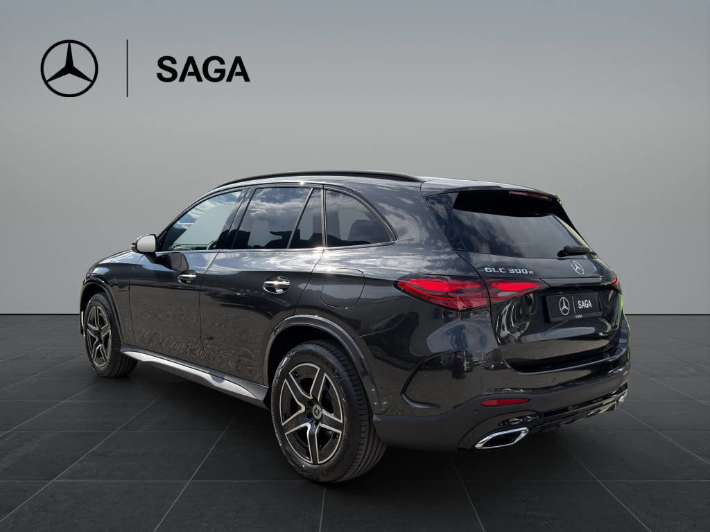 MERCEDES-BENZ GLC 300 e EQ Star AMG Line 4matic, Plug-in-Hybrid Benzina/Elettrica, Auto nuove, Automatico - 4