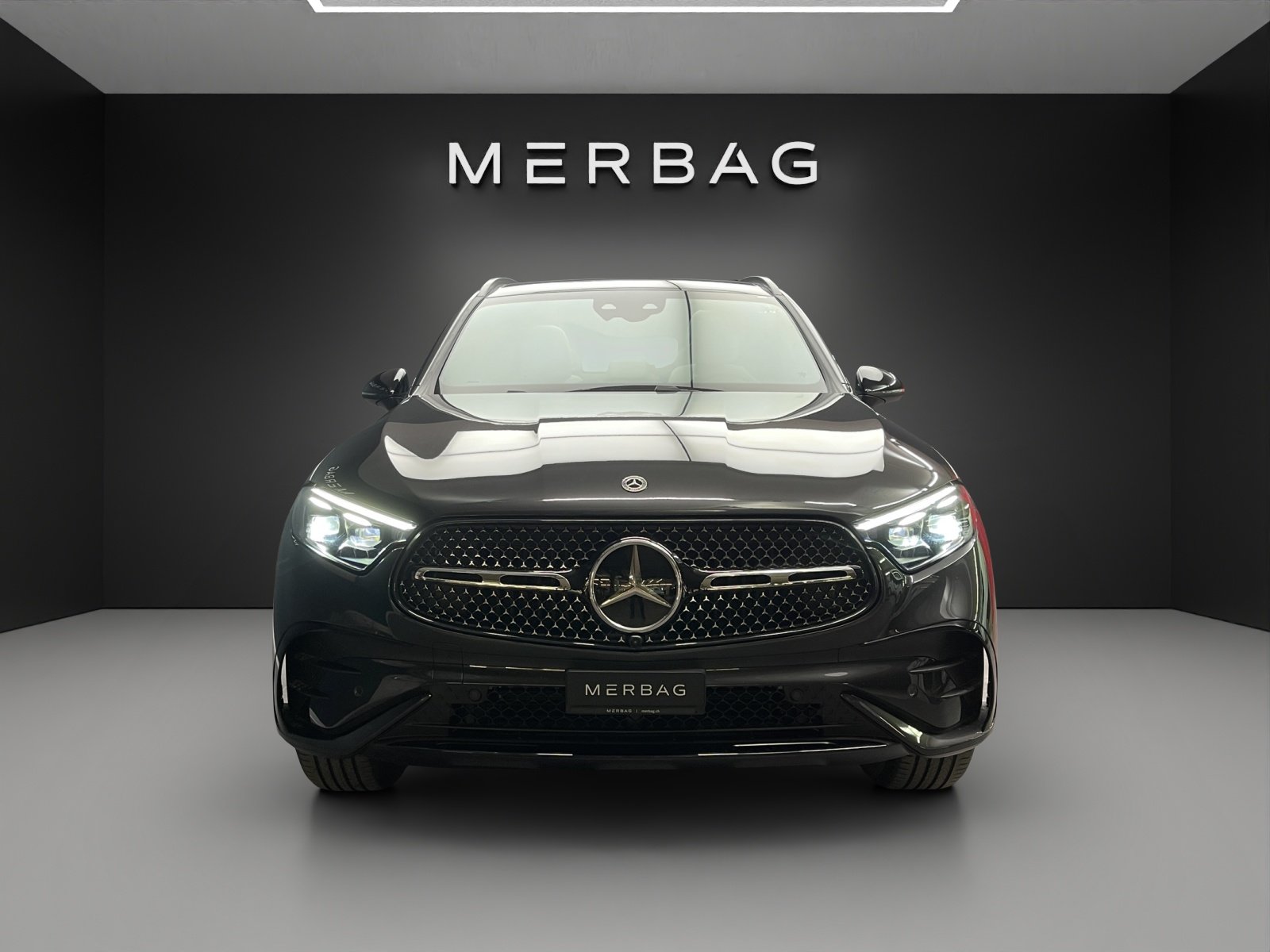 MERCEDES-BENZ GLC 300 e 4M 9G-Tronic, Plug-in-Hybrid Benzina/Elettrica, Auto nuove, Automatico - 2