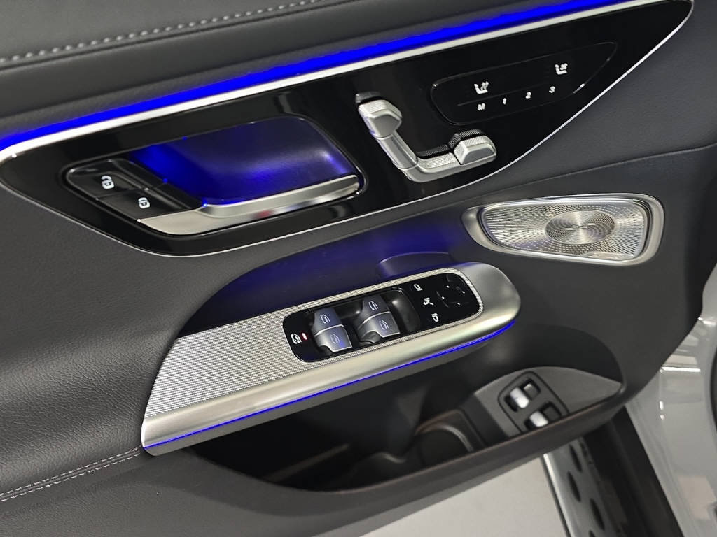 MERCEDES-BENZ GLC 300 e AMG Line 4Matic EQ Star, Plug-in-Hybrid Benzin/Elektro, Neuwagen, Automatik - 6