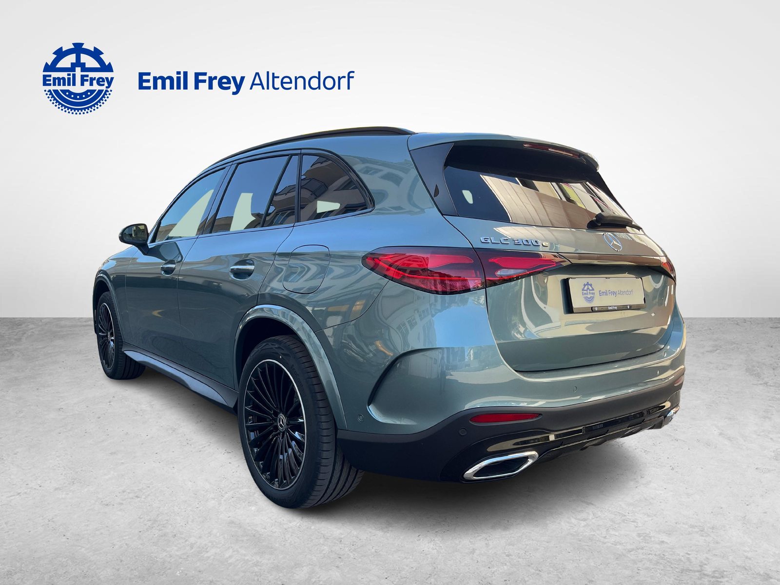 MERCEDES-BENZ GLC 300 e 4MATIC EQ Star AMG Line, Hybride Rechargeable Essence/Électricité, Voiture nouvelle, Automatique - 3