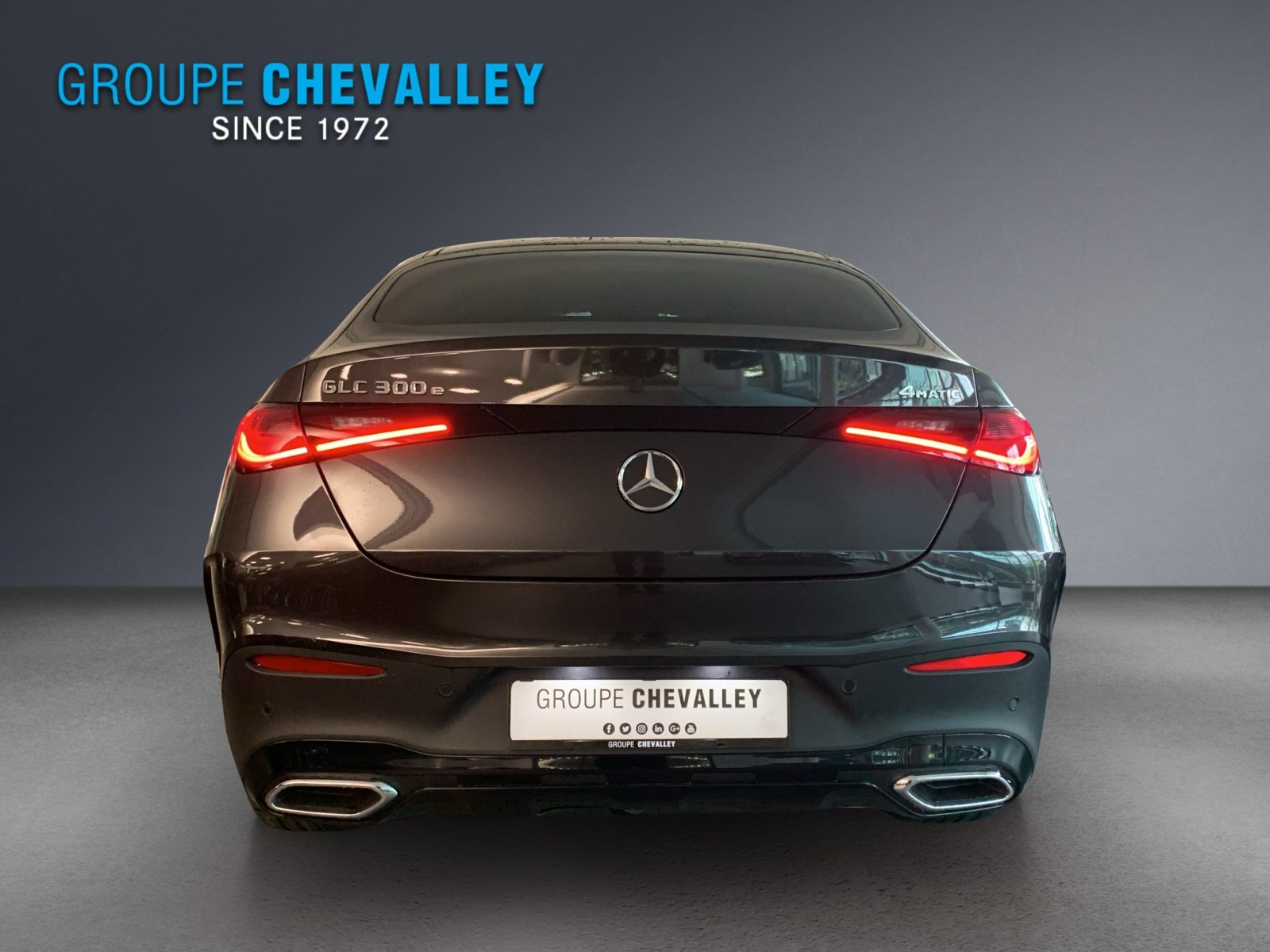 MERCEDES-BENZ GLC 300e 4MATIC EQ Star, Plug-in-Hybrid Benzin/Elektro, Neuwagen, Automatik - 4