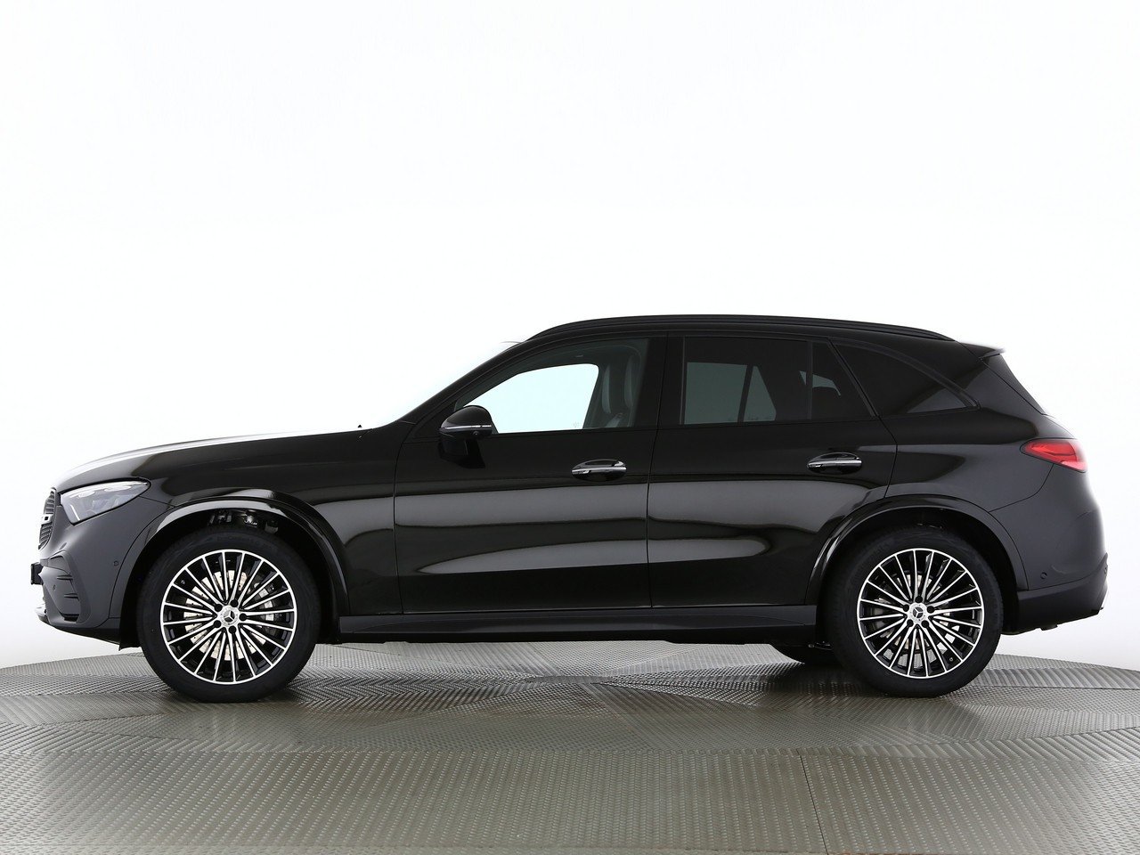 MERCEDES-BENZ GLC 300 d 4Matic 9G-Tronic, Mild-Hybrid Diesel/Electric, New car, Automatic - 3