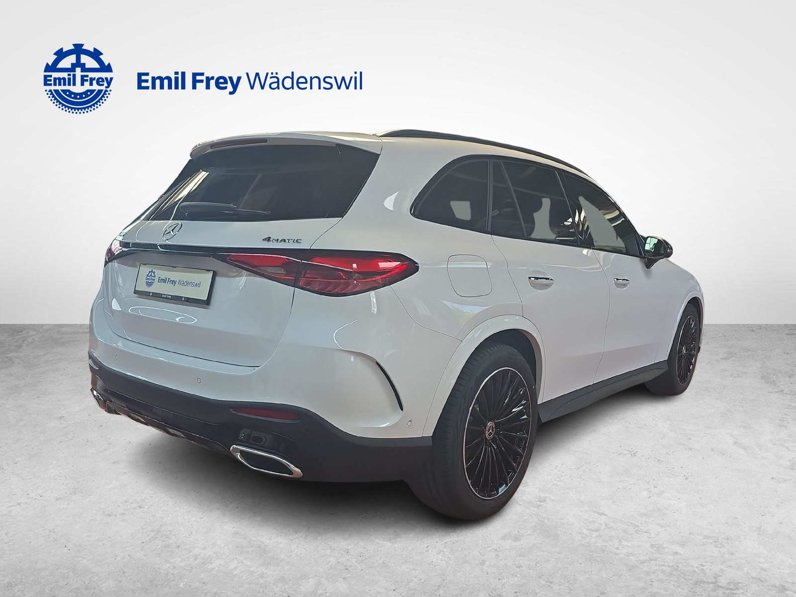 MERCEDES-BENZ GLC 300 4MATIC AMG Line, Mild-Hybrid Petrol/Electric, New car, Automatic - 4