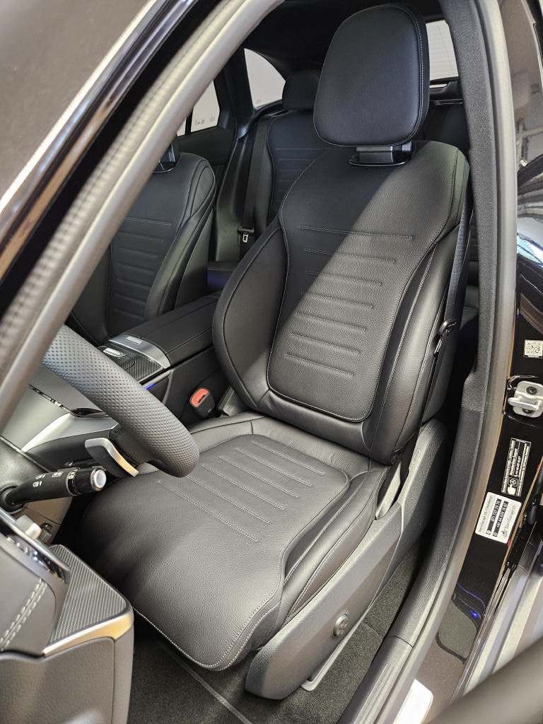 MERCEDES-BENZ GLC 300 4Matic AMG Line, Hybride Léger Essence/Électricité, Voiture nouvelle, Automatique - 6