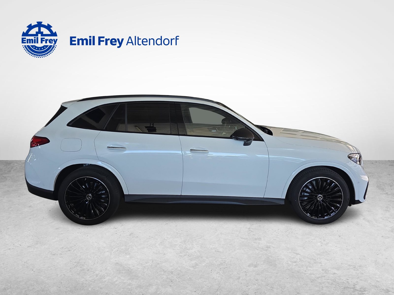 MERCEDES-BENZ GLC 300 d 4MATIC AMG Line, Mild-Hybrid Diesel/Electric, New car, Automatic - 6
