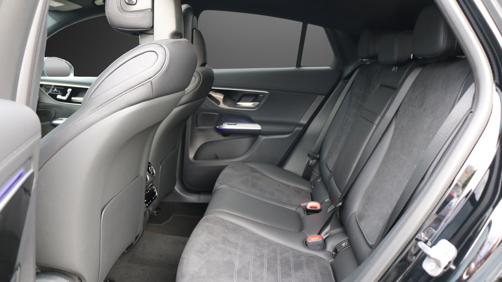 MERCEDES-BENZ GLC 300 de 4MATIC Coupé with EQ-Star Hybrid, Plug-in-Hybrid Diesel/Electric, New car, Automatic - 6